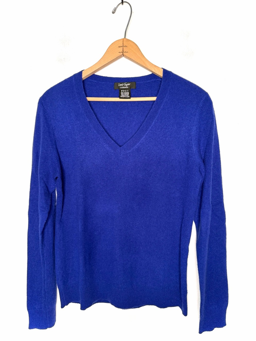 Lord & Taylor Royal Blue V-neck Cashmere Sweater Size Medium